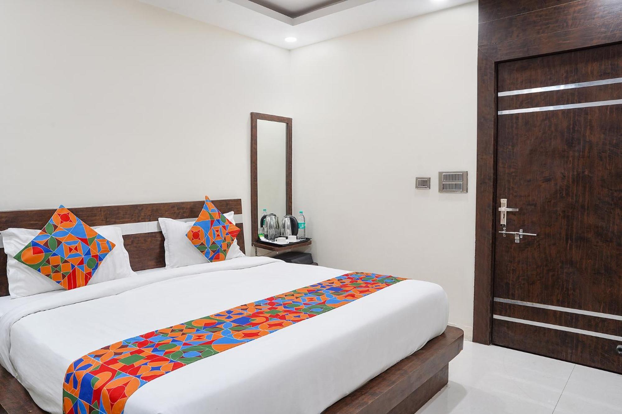 בהופאל Fabhotel Jalsa Dlx מראה חיצוני תמונה